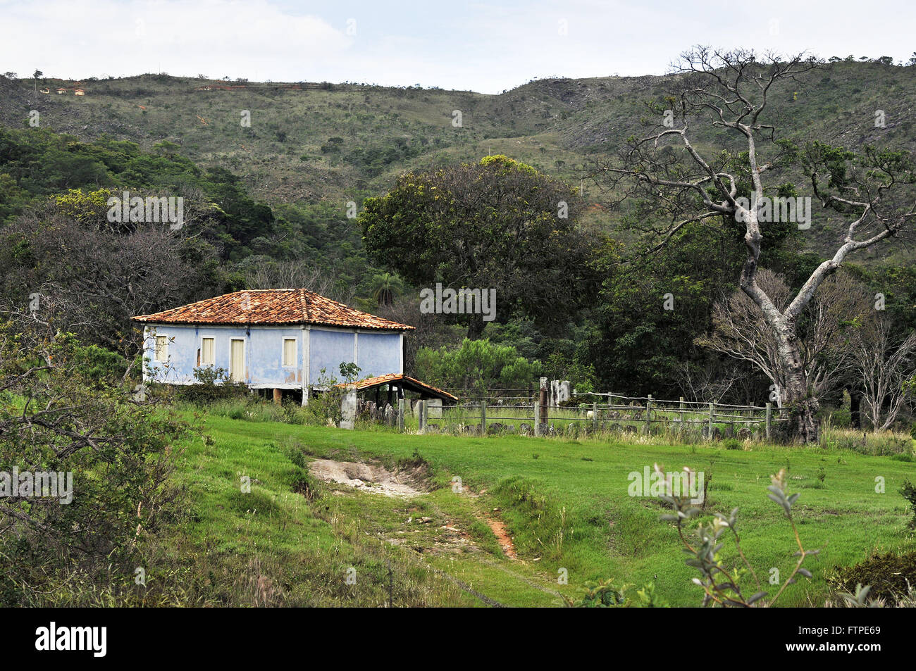 Residences in the area of Sierra Morena in Santana`s Creek - Serra do Cipo - MG Stock Photo